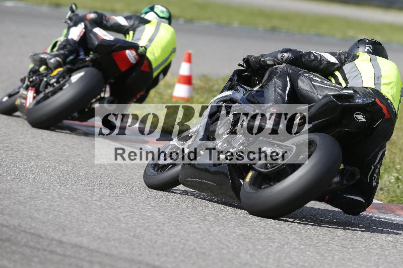 Archiv-2025/22 06.06.2025 DISCOVER the BIKE ADR/Race 3 rot/backside